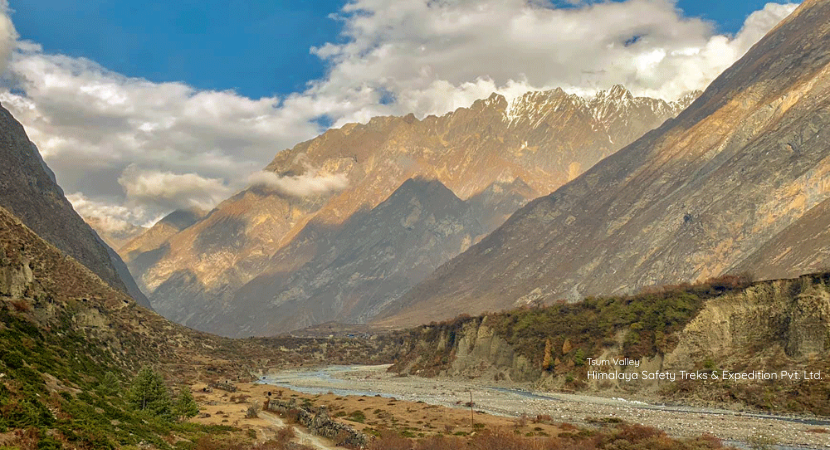 Manaslu Circuit with Tsum Valley Trek 18